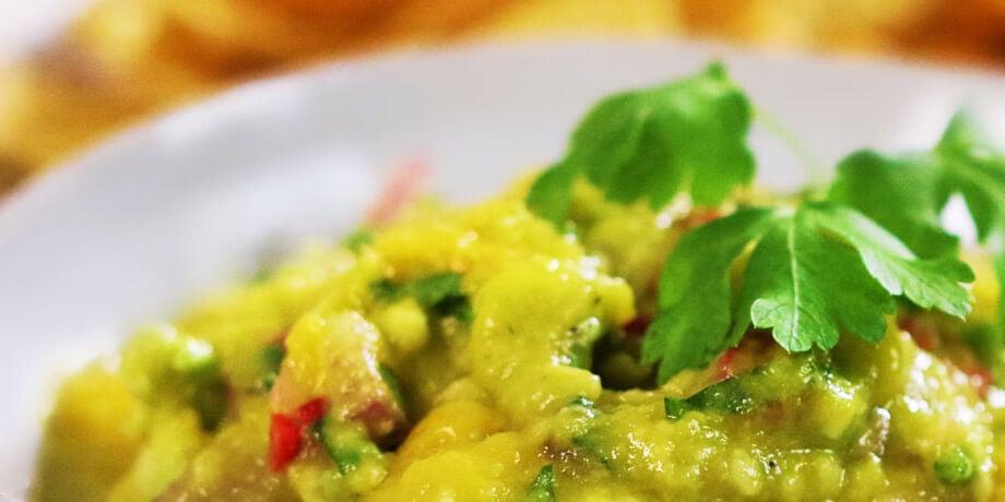 Dip met avocado en mango 